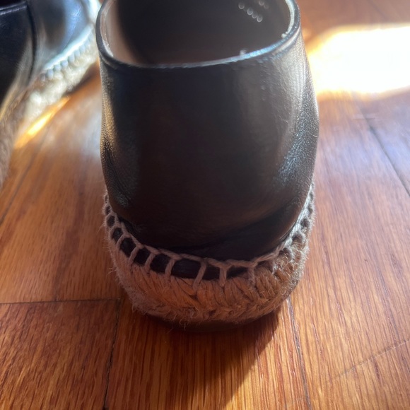 Chanel Lambskin Espadrilles 38 Black - Picture 12 of 13